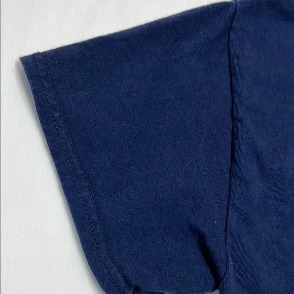 Gildan heavy cotton Wolfpack howl blue size medium short sleeve graphic tee - Picture 12 of 16